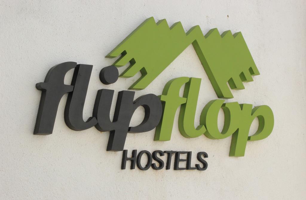 Flipflop Hostel Negombo Eksteriør billede