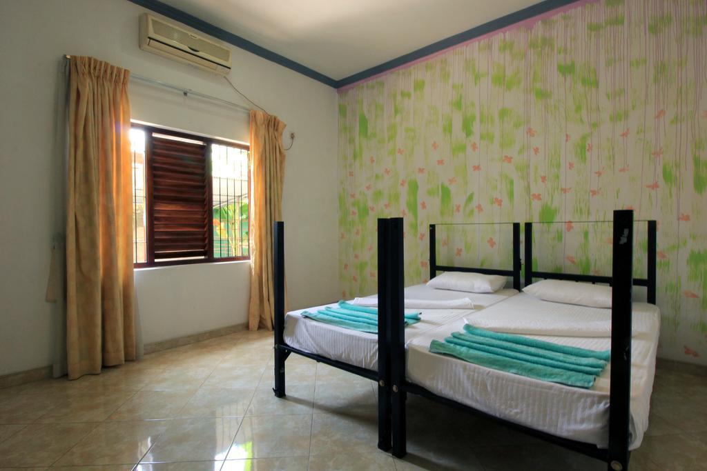Flipflop Hostel Negombo Eksteriør billede